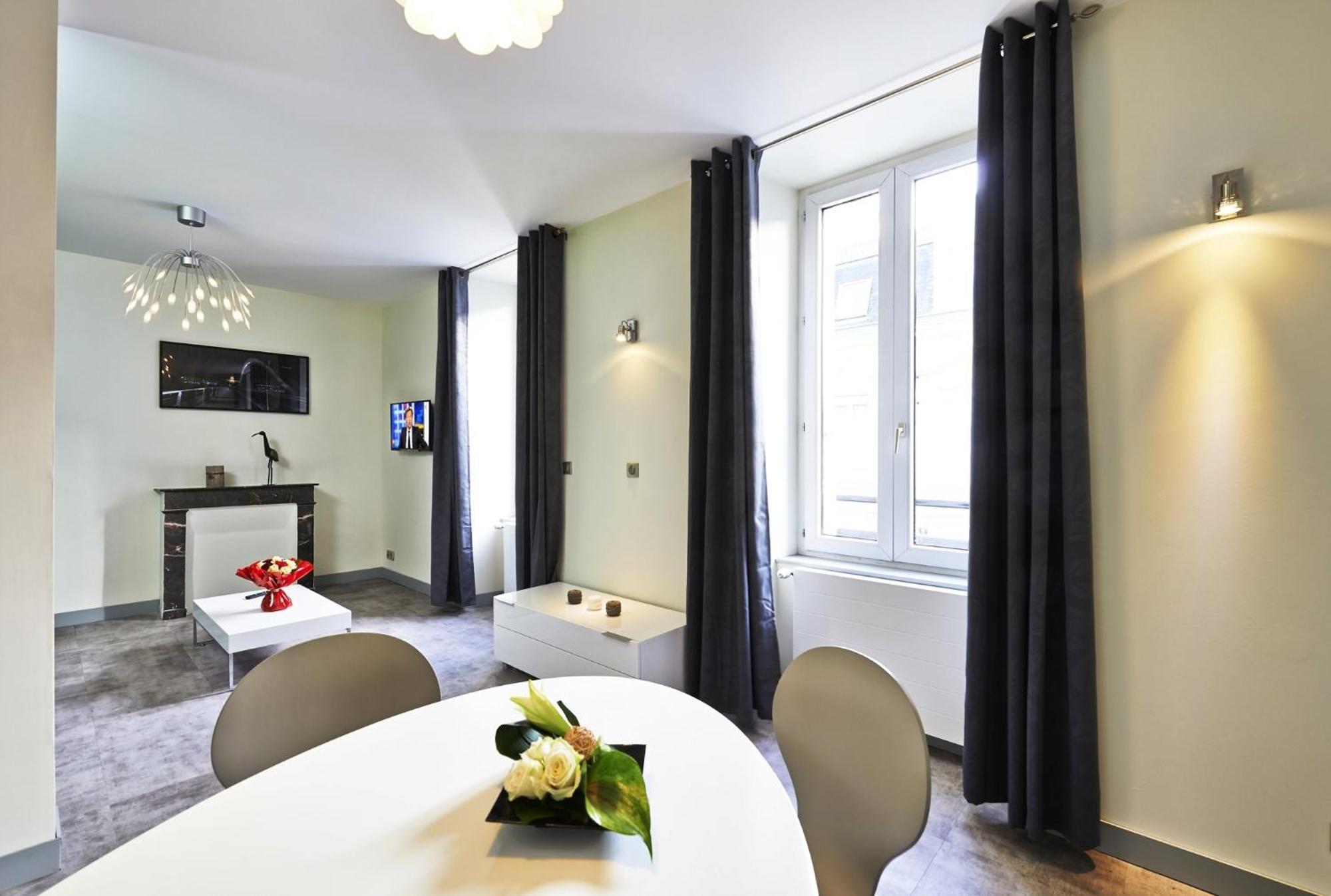 Appartements Rue Lemoine Xxl アンジェ エクステリア 写真